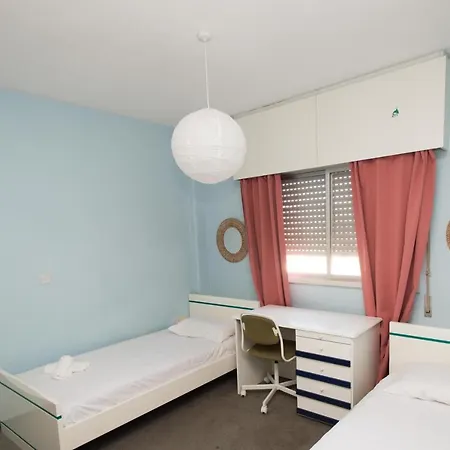 Private In A Shared Flat At Location * Λεμεσός