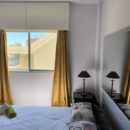 Private In A Shared Flat At Location Δωμάτια σε οικογενειακή κατοικία